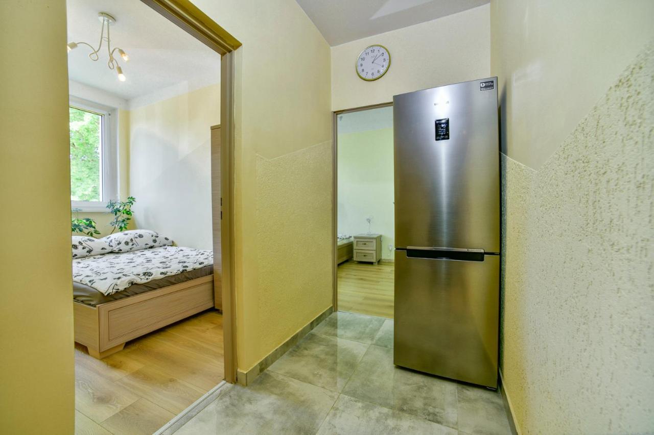 Apartament U Ewy W Kolobrzegu Podczele - 2 Sypialnie 50M2, Wifi I Darmowy Parking! Экстерьер фото