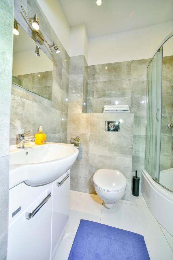 Apartament U Ewy W Kolobrzegu Podczele - 2 Sypialnie 50M2, Wifi I Darmowy Parking! Экстерьер фото