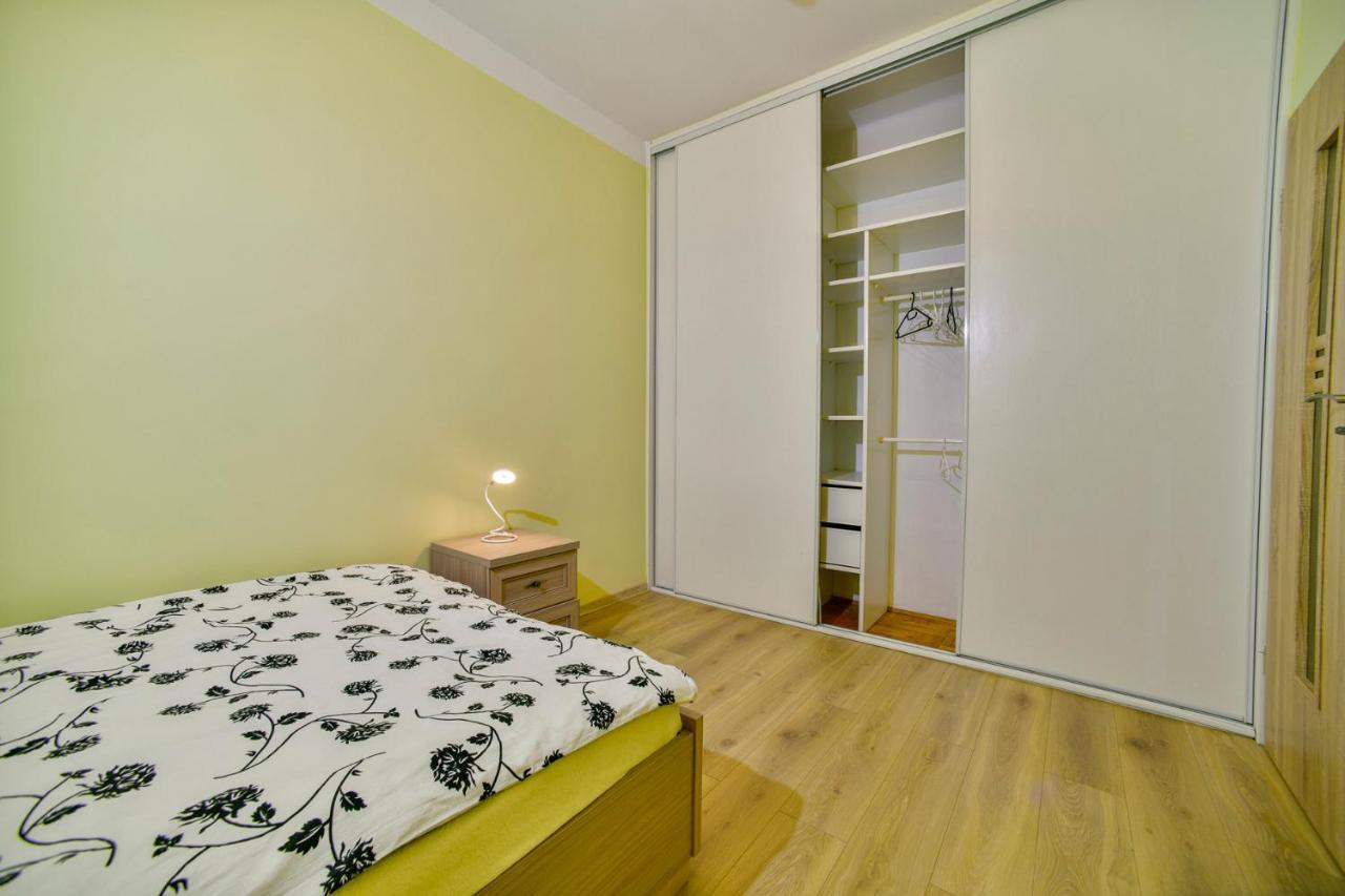 Apartament U Ewy W Kolobrzegu Podczele - 2 Sypialnie 50M2, Wifi I Darmowy Parking! Экстерьер фото