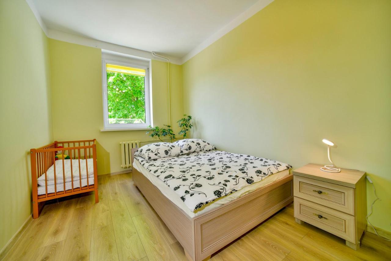 Apartament U Ewy W Kolobrzegu Podczele - 2 Sypialnie 50M2, Wifi I Darmowy Parking! Экстерьер фото